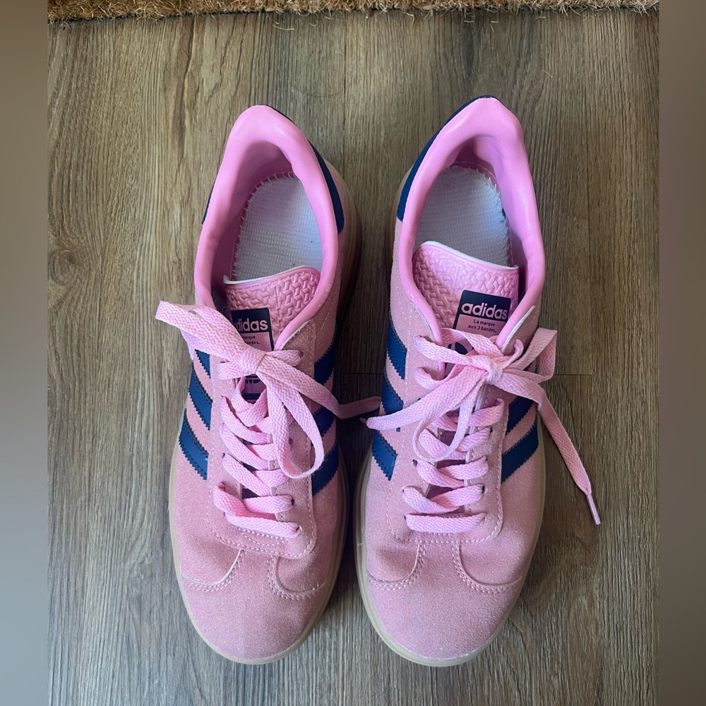 Adidas Gazelles, women’s 8.5 - Picture 5 of 12